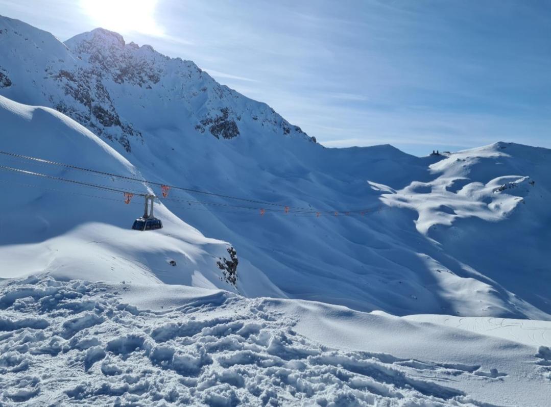 Fewo D'Rock Arosa- Center Of Nightlife By Nature Apartments Switzerland Bilik gambar